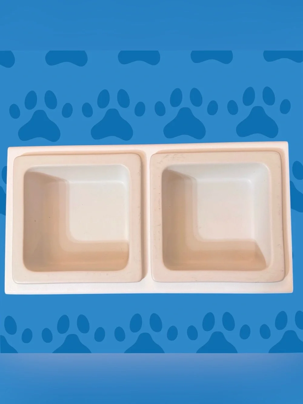 YAMAZAKI Dog/Cat Pet Food Bowl - Steel + Ceramic White